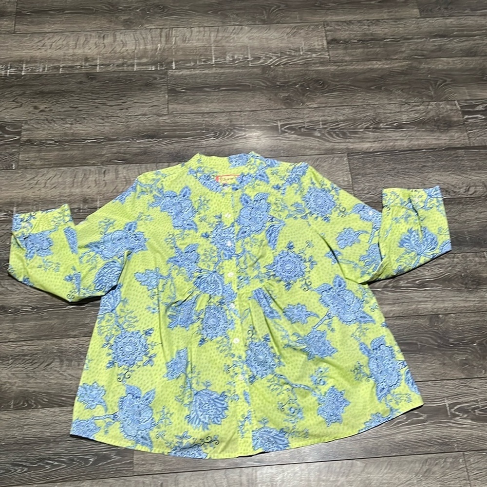 Lilly & van top size 2X